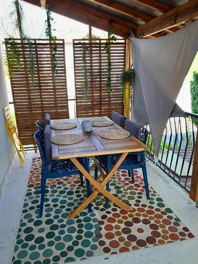 Appt Dans Maison Individuelle Ardeche Toutes Commodites A Pied Villa Ruoms Holiday home